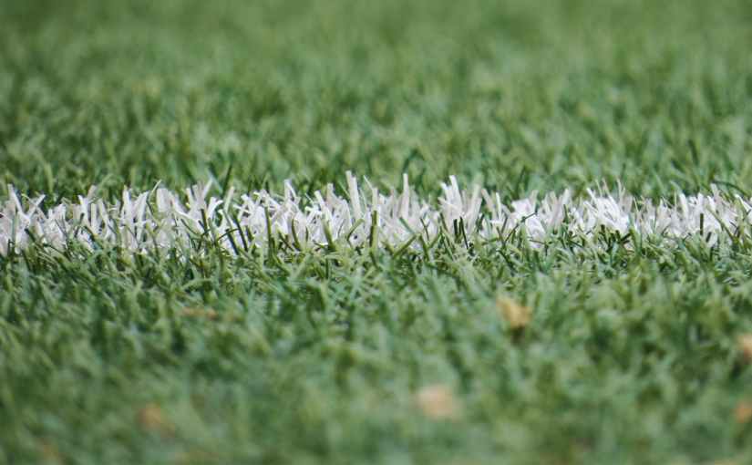 <strong>Nogometne uniforme in športni copati</strong><strong></strong>